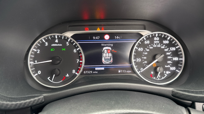 Nissan Juke 1.0 DiG-T N-Connecta 5dr Petrol Hatchback